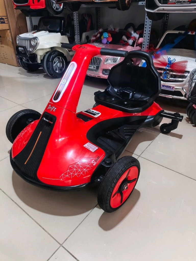 (AnkaCar çocuk oto galeri) 2 MOTOR DİRİFT AKÜLÜ ARABA - 2