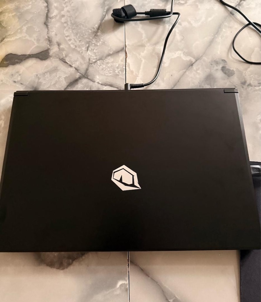 MONSTER Abra A7 5050 ekran kartı 17.3 inç ekran boyutlu Laptop - 2
