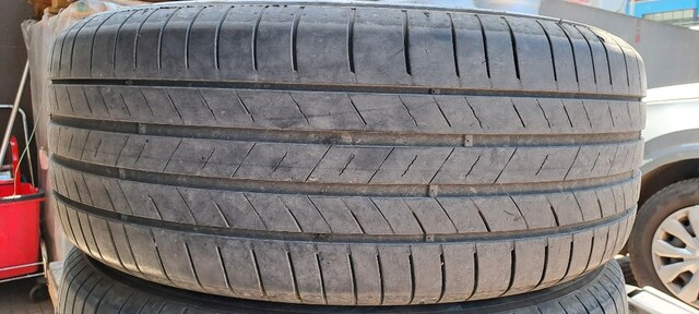 Kumho Ecsta PS71 EV 235/55/R19 101T lastik (3 adet çok az kullanılmış)