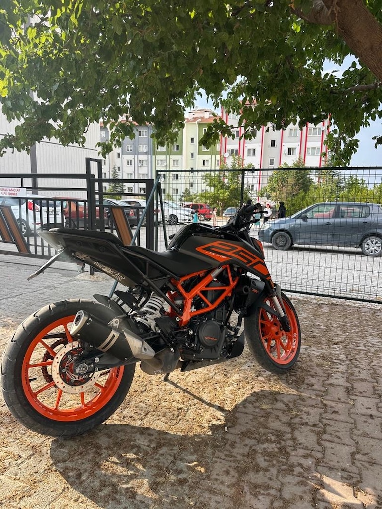 Ktm Duke 250 - 3