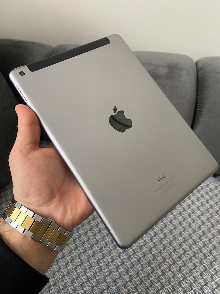 iPad 6. NESİL 32 GB Sım Kartlı Model - 7