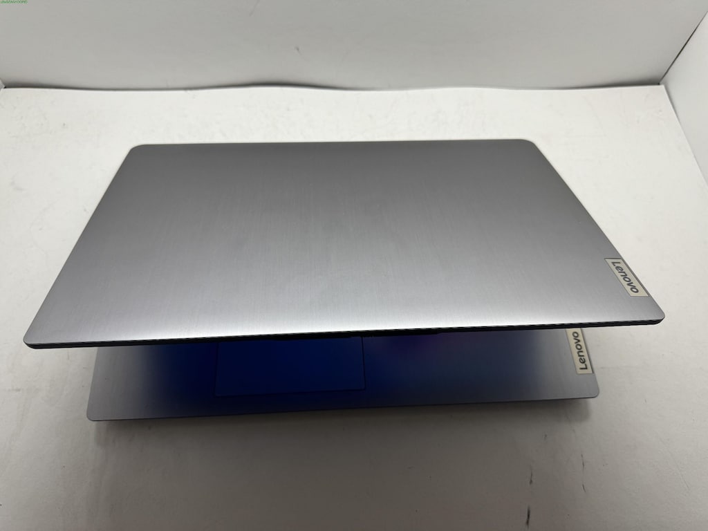 LENOVO İ3 12. NESİL 8 GB RAM 512 NVME - 8