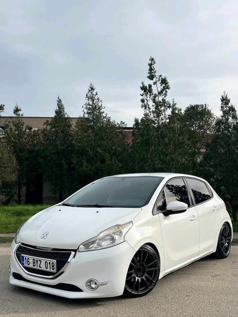 Peugeot 208 1.4 HDİ - 14