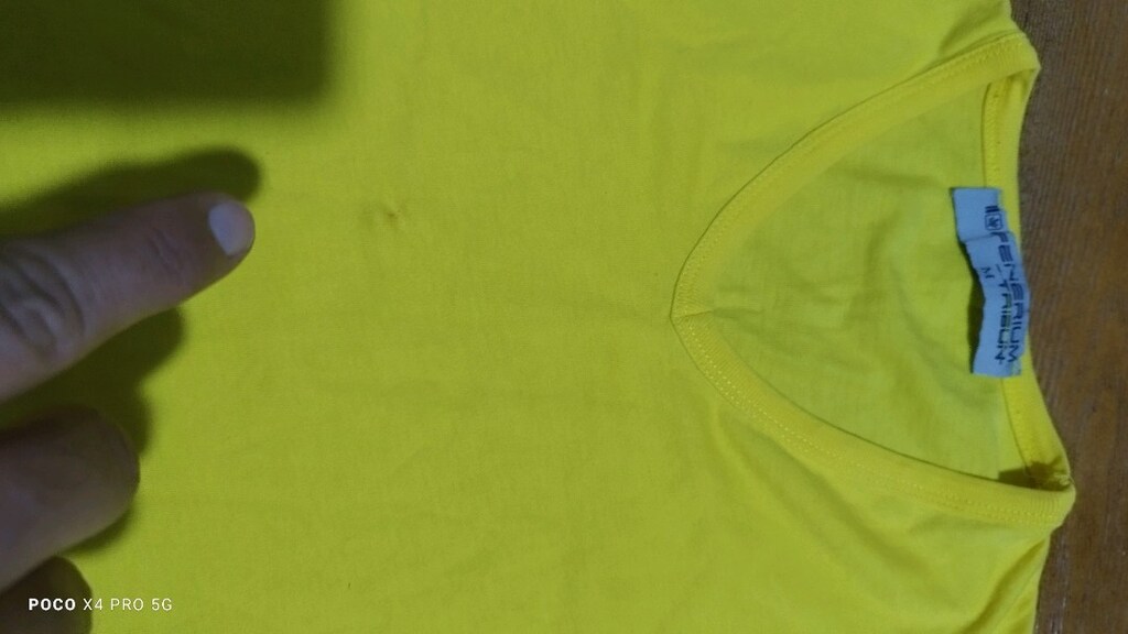 #Fenerium şık tshirt..Feneriumda çok pahalıdır..Önde ufak leke. - 2