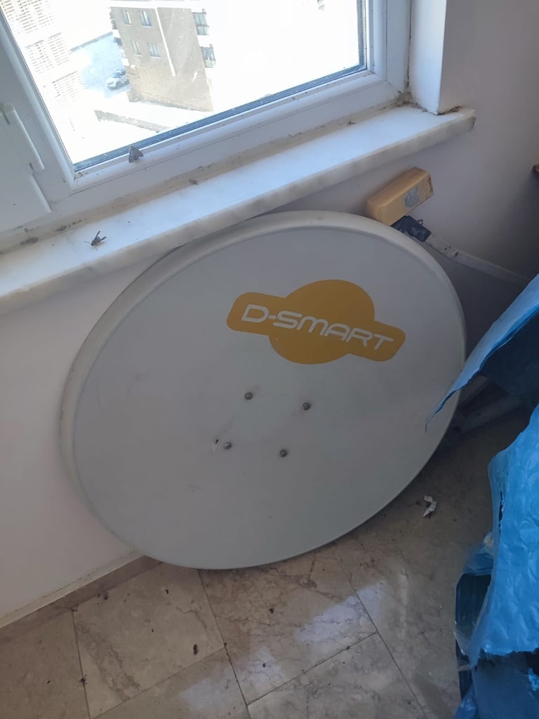 D-Smart Çanak Anten + Ayak + LNB – Test Edilmedi / Gel Al - 2