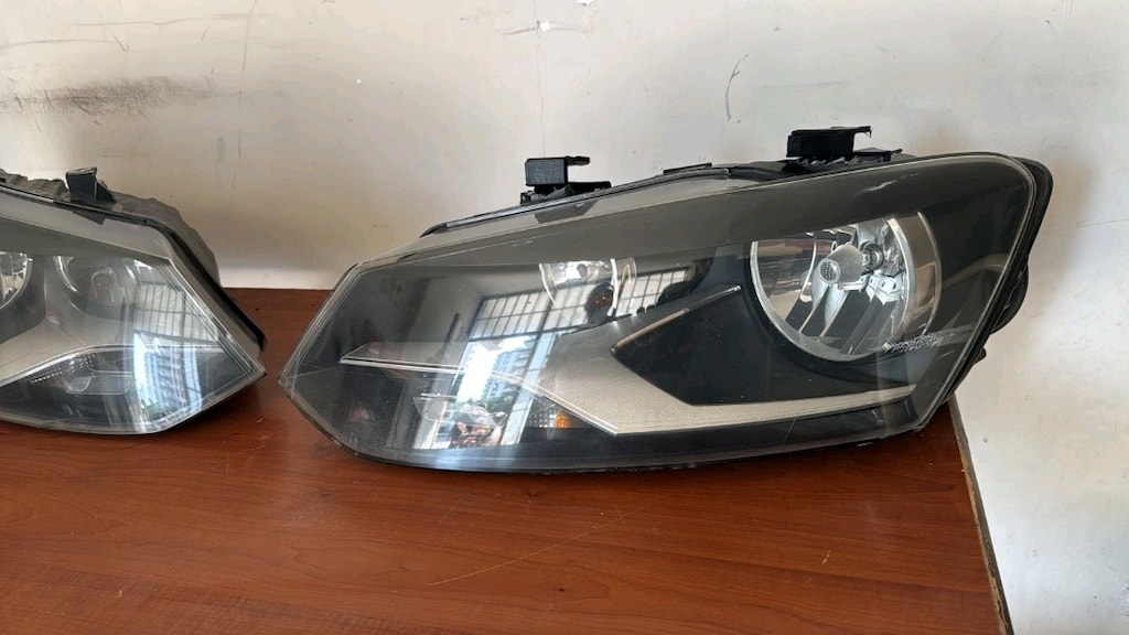 VW POLO SAĞ SOL FAR TAKIMI ORJİNAL ÇIKMA KARGO OLUR - 2