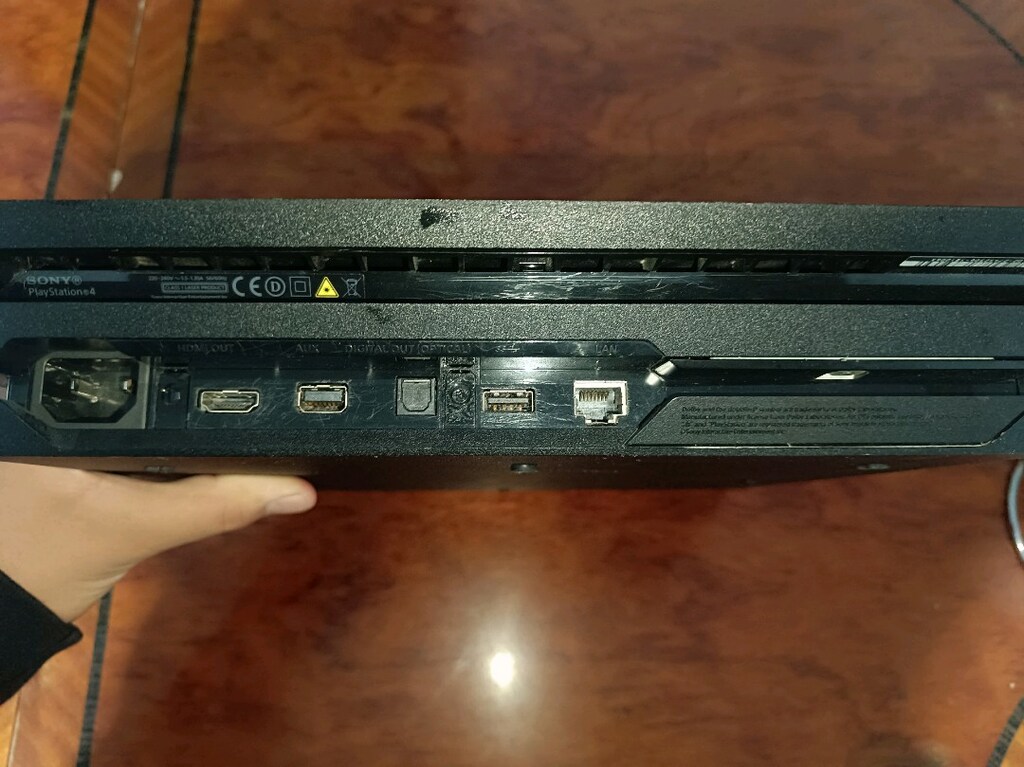 PlayStation 4 pro 1 TB 1 kol 1 disk temiz bakımlı online sorunsuz - 5