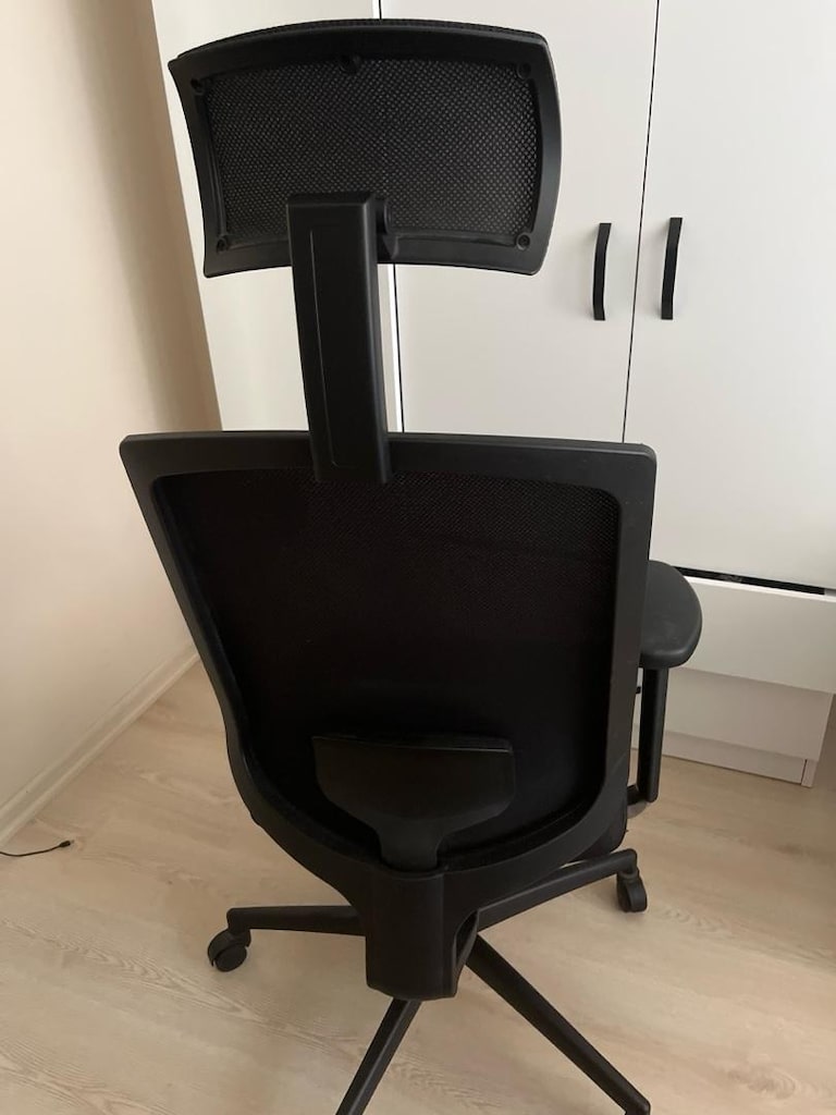 ofis koltugu nurus - 2