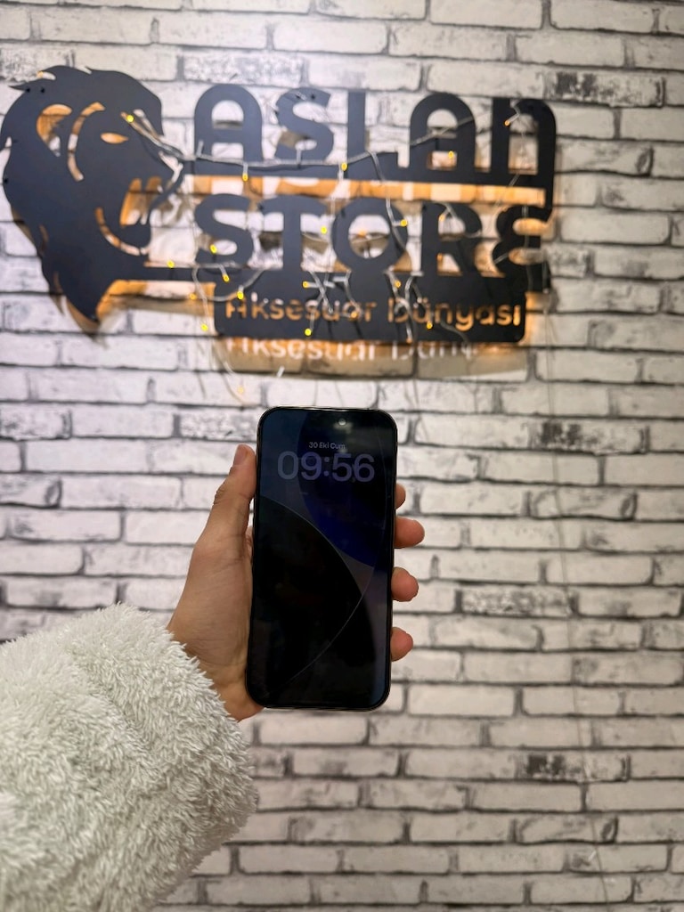 iPhone 16 pro - 2