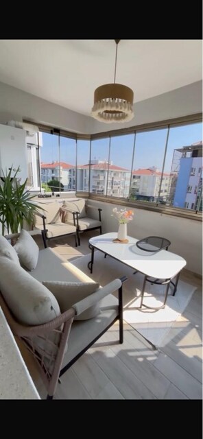 Dogtas Bahce balkon oturma grubu