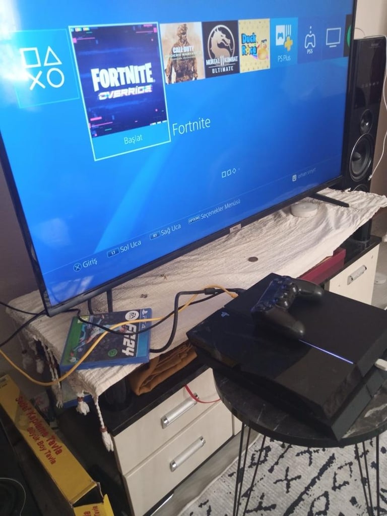 PS4 500GB + 2 Orijinal Kol + FIFA 24 | Temiz & Sorunsuz - 6