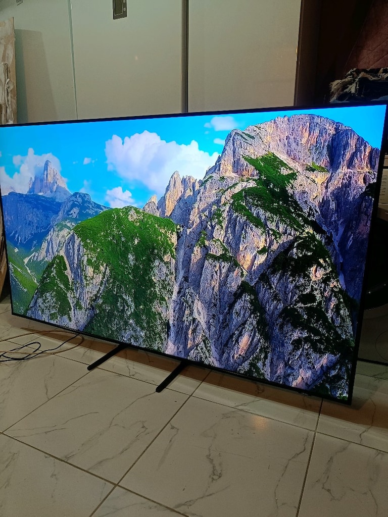 Samsung 190 ekran 4K ultra HD slim TV - 3