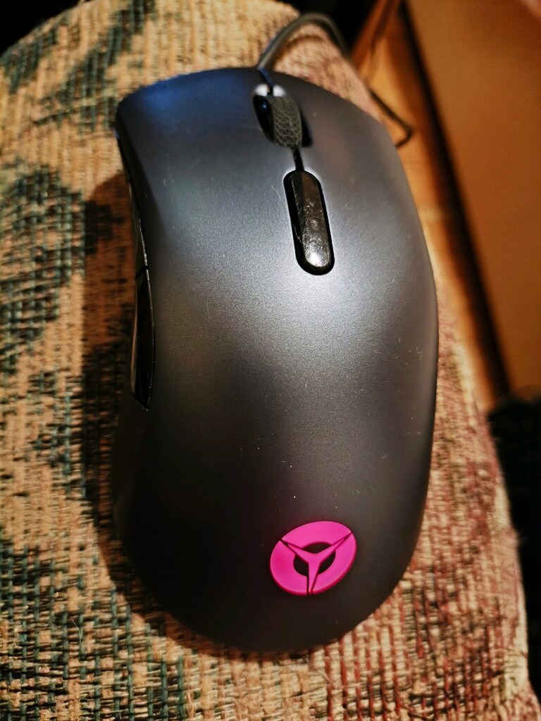 Lenovo Legion M300 RGB Gaming Mouse. - 2