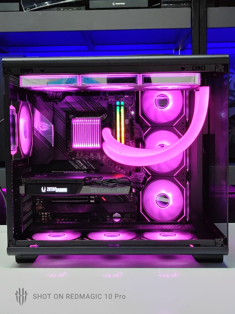i9 10850K - RTX 3070 8GB - 32GB RAM - 1TB M.2 SSD - 3