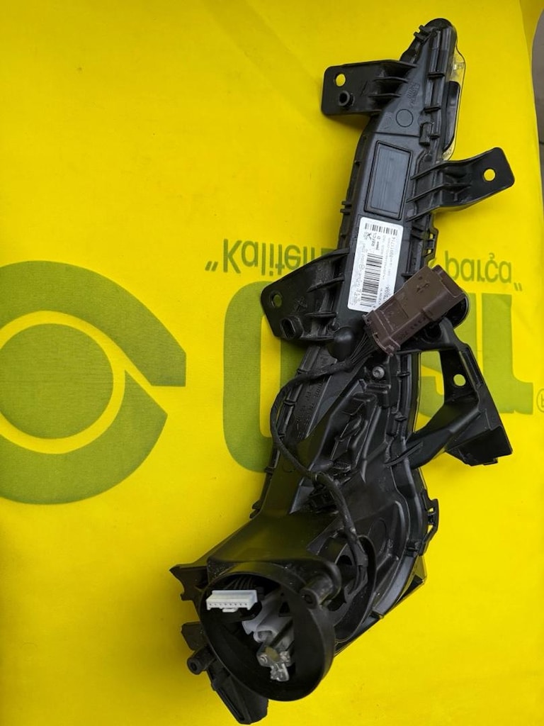 Peugeot508 R8 SAĞ LED GÜNDÜZ FARI ORJİNAL OEM:89911714 cam çatlak - 7