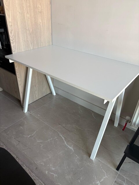 ikea çalışma masası 120x70 trotten modeli sıfır ayarında