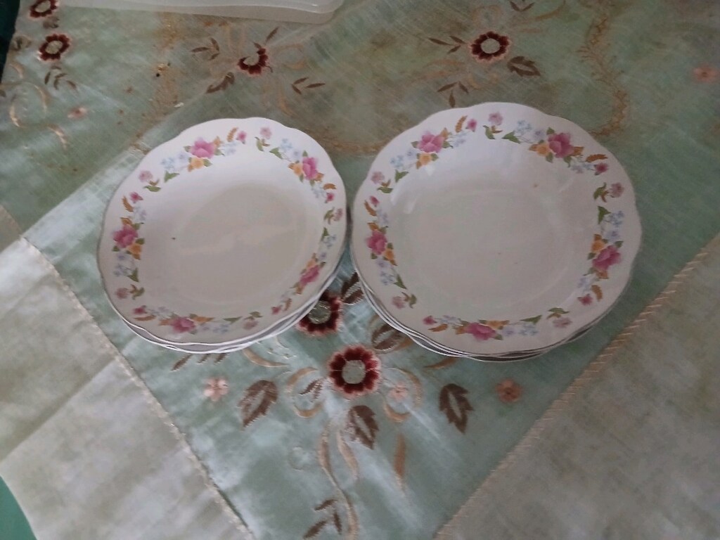 PORSELEN. TAKIMI. SIFIR URUN. 6 PARCA - 2