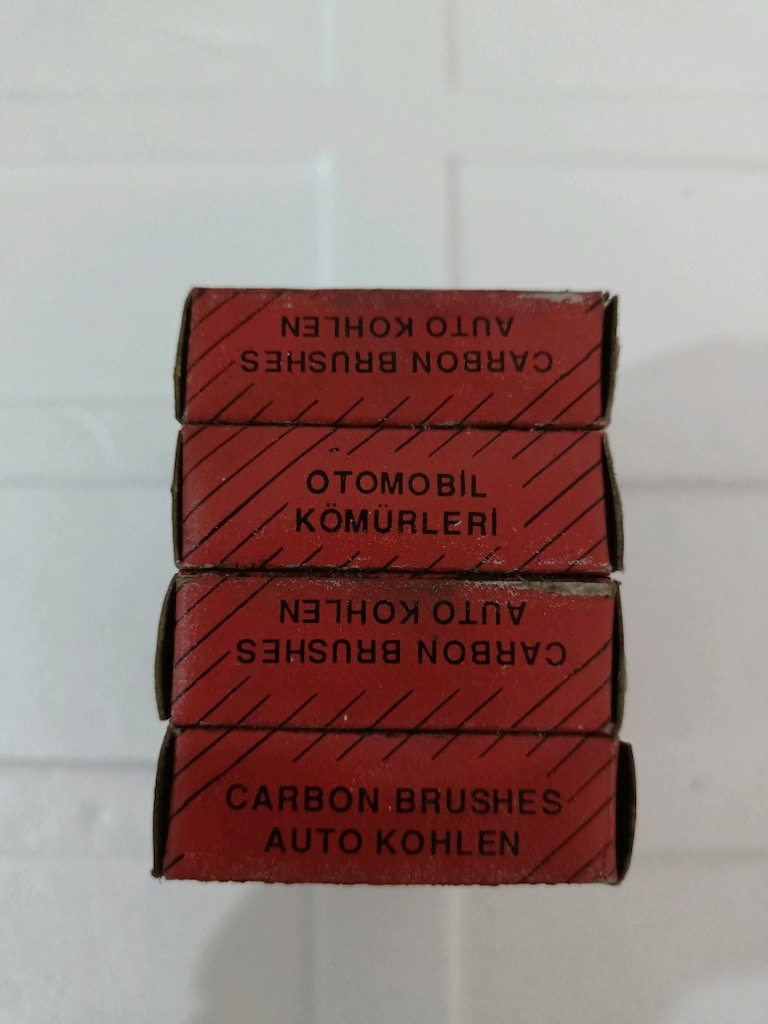 Eski Seri Sıfır Gova Tofaş / Klasik Oto Marş Dinamosu Kömür Takımı - 3