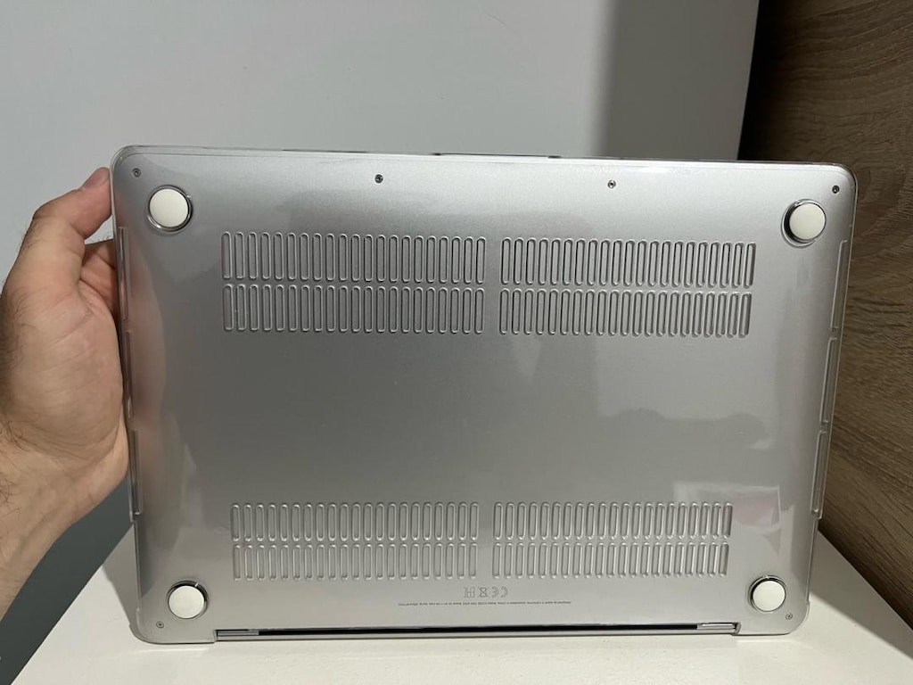 MacBook Pro M2 8GB, 256GB - 6
