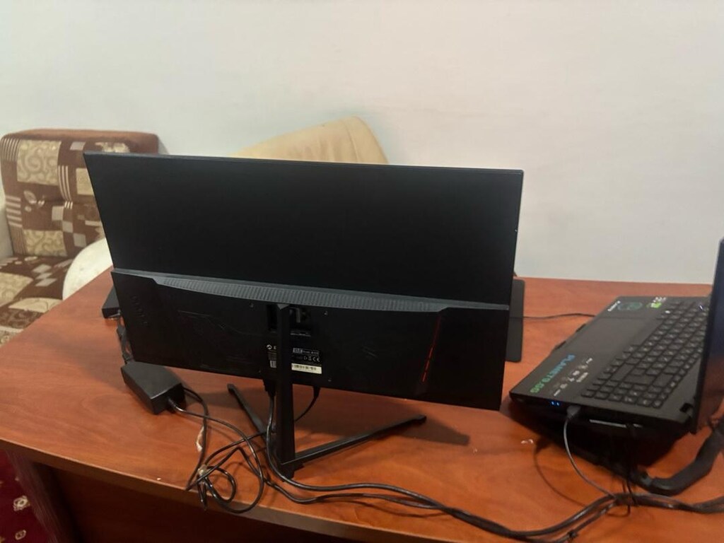 Acer nitro v15 8gb ram 144hz ekran rayzan 7000 - 4