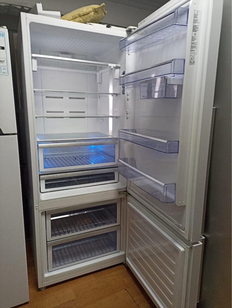 Sıfırdan Farksız 540 Litre Geniş Hacimli Beko Buzdolabı! - 7