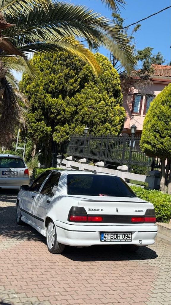 Renault 19 europa - 5