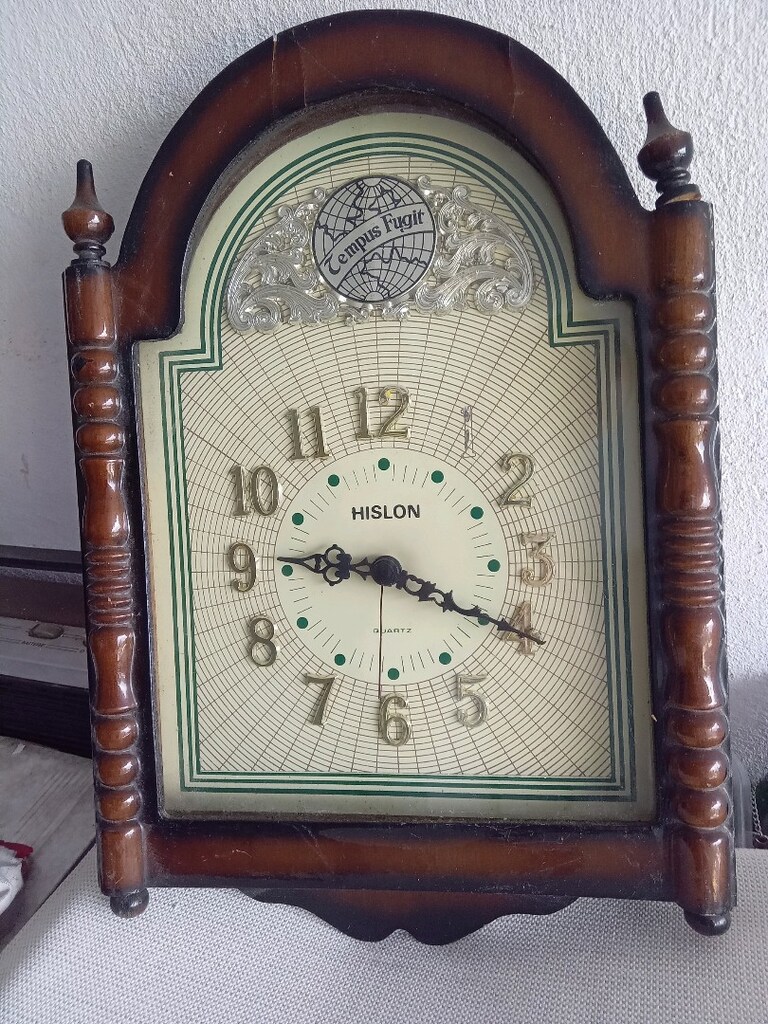 1960 lardan, HİSLON DUVAR SAATİ - 2
