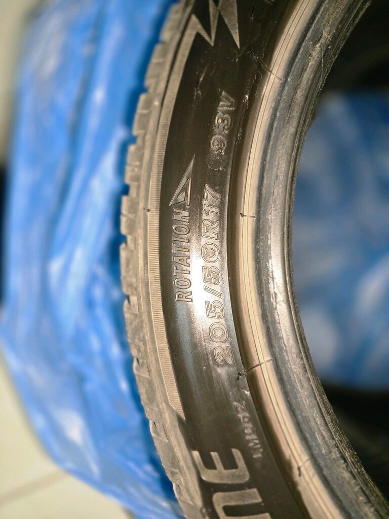 205 50 R17 93V KIŞ LASTİĞİ BRIDGESTONE BLİZZAK - 2