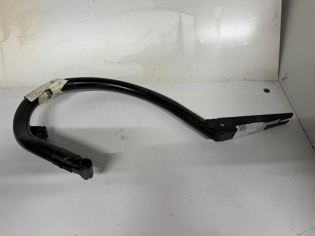 Mercedes W204 sol bagaj kapak menteşesi 2007-2014-A2047500528 - 2