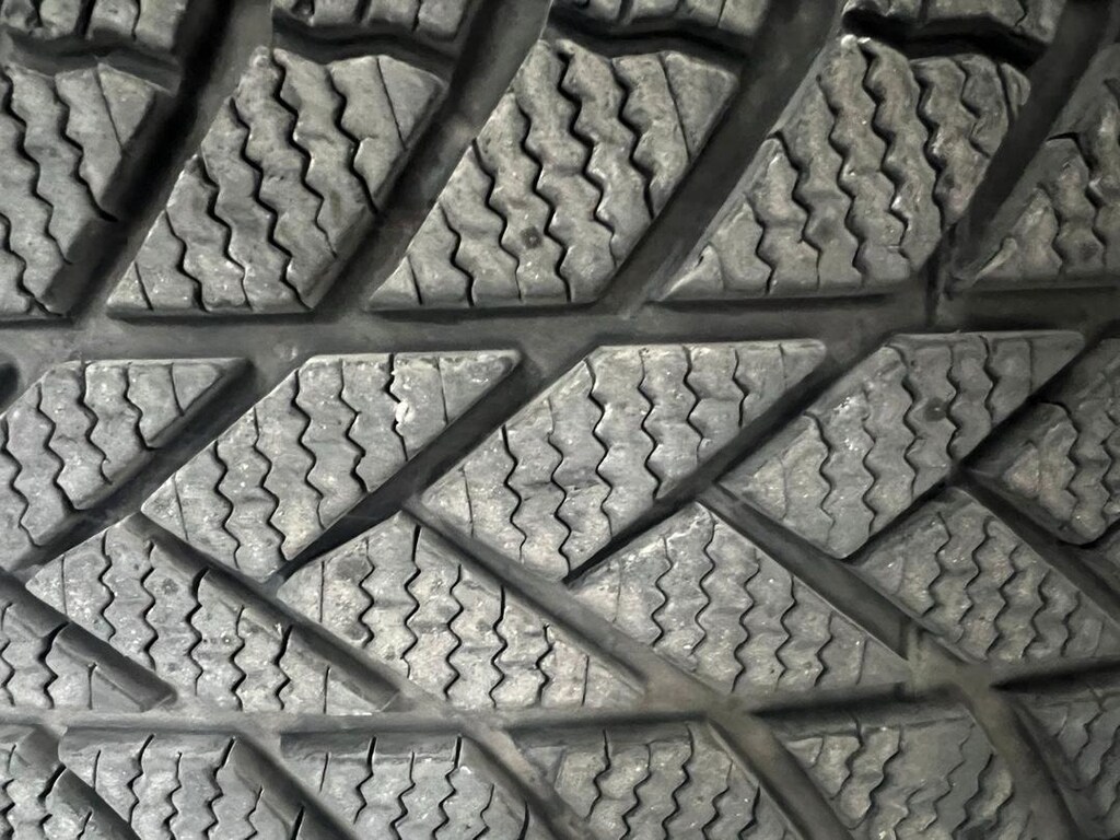 sıfır ayarında Bridgestone Blizzak kış kastiği - 5