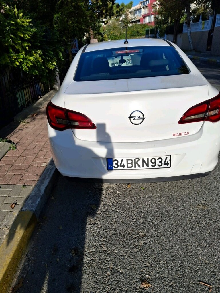 Opel Astra 2014 J Kasa Business 1.3 CDTI - 4