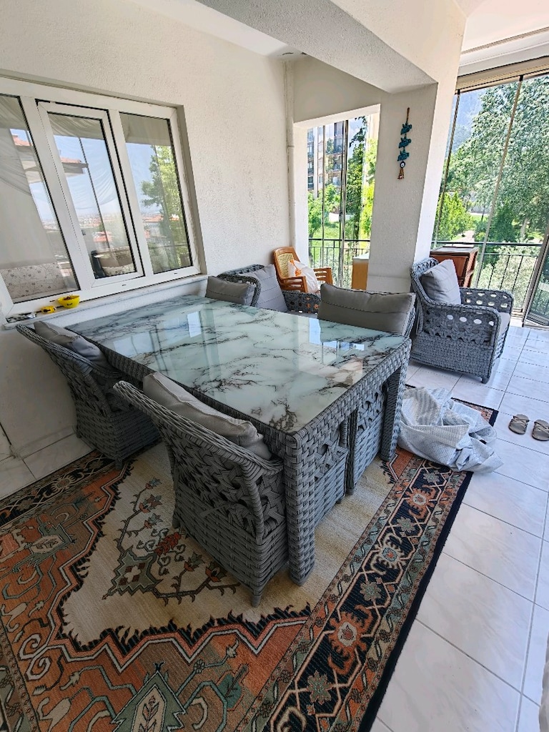 balkon ve teras masası