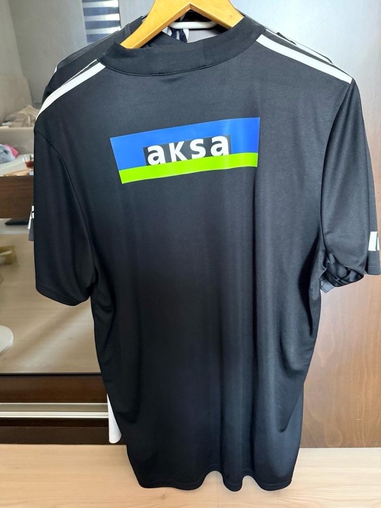 Adidas bjk eski sezon formaları - 4