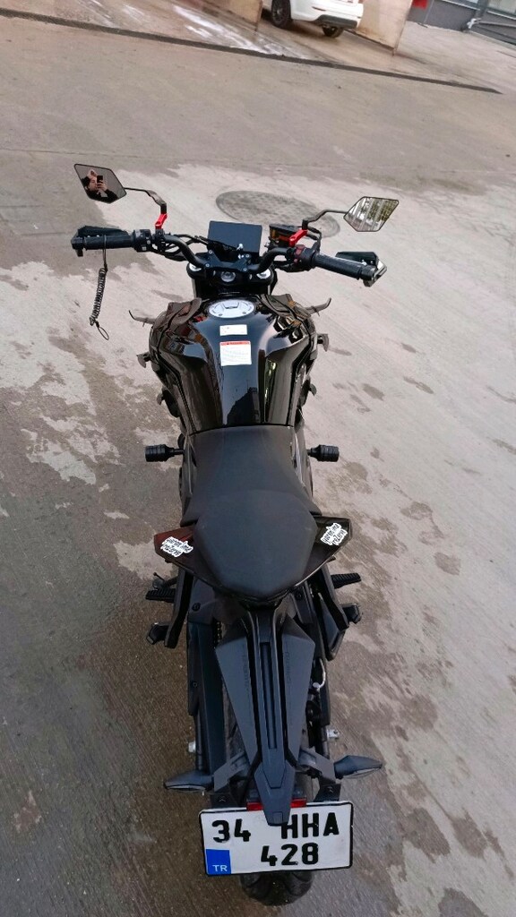 Eşi benzeri yok TR de TEK 650NK 2023 model 12 bin km - 9