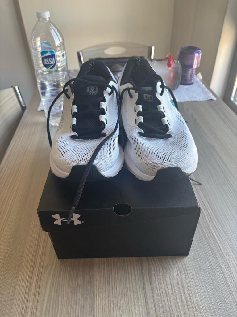 Under Armour spor ayakkabı 46 numara - 2