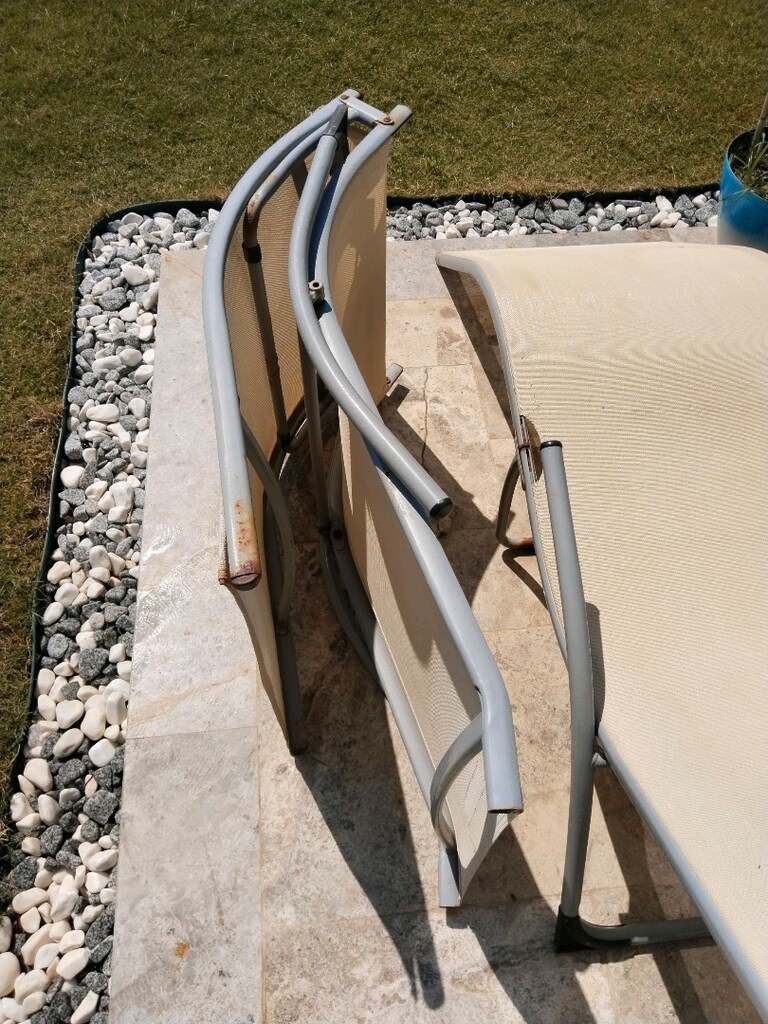 2 adet metal katlanır şezlong + 2 adet minderi - 4