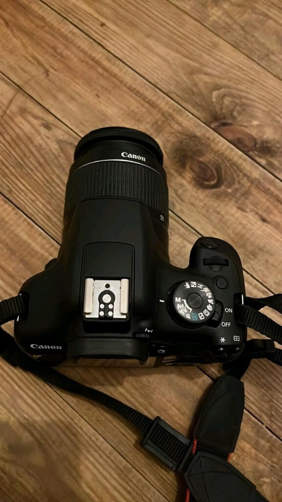 Canon eos 2000d 18 - 55 mm lens kit - 7