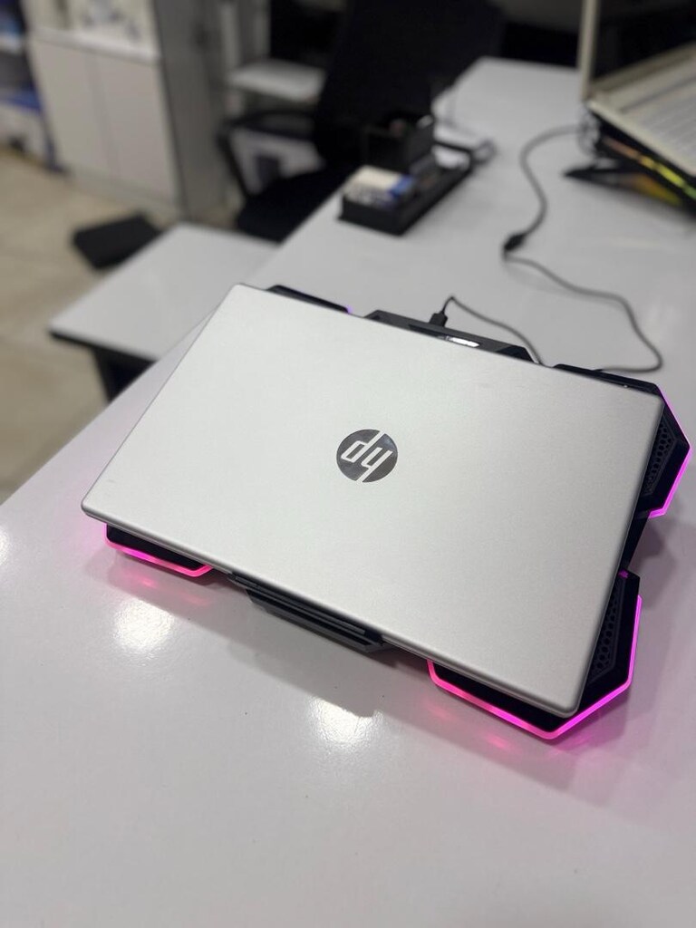SIFIRDAN FARKSIZ HP LAPTOP AMD Ryzen 5 7520 ~ DOKUNMATİK EKRAN - 9