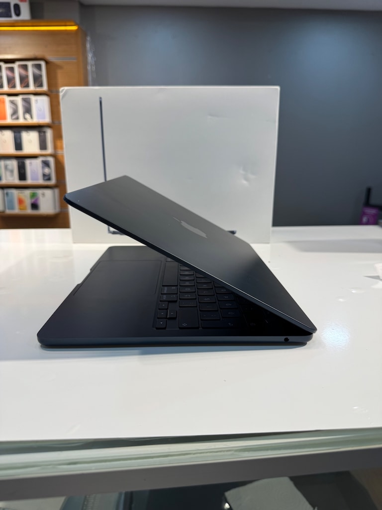 APPLE MACBOOK AİR M3 16 GB RAM 256 GB SSD HATASIR KUSURSUZ - 7