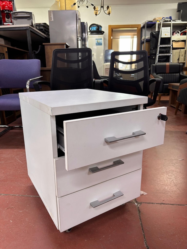 KLAS OFİS PENDİK 45x55x60 BEYAZ FREN SİSTEMLİ 3 ÇEKMECELİ KESON - 4