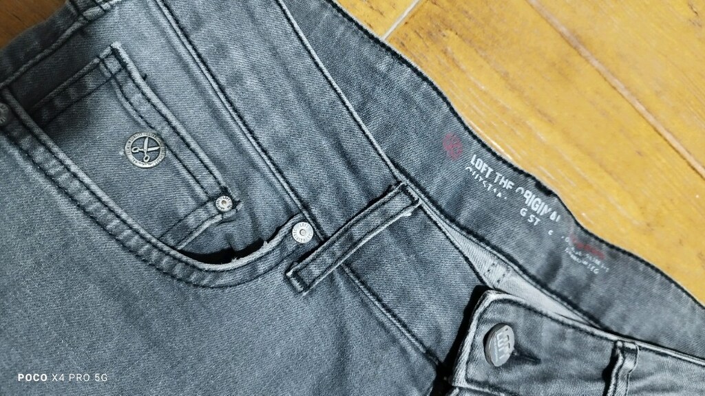 #Loft jeans pantolon..Arka cep yanı dikildi.Eni çekilince 41 Boyu 100 - 3
