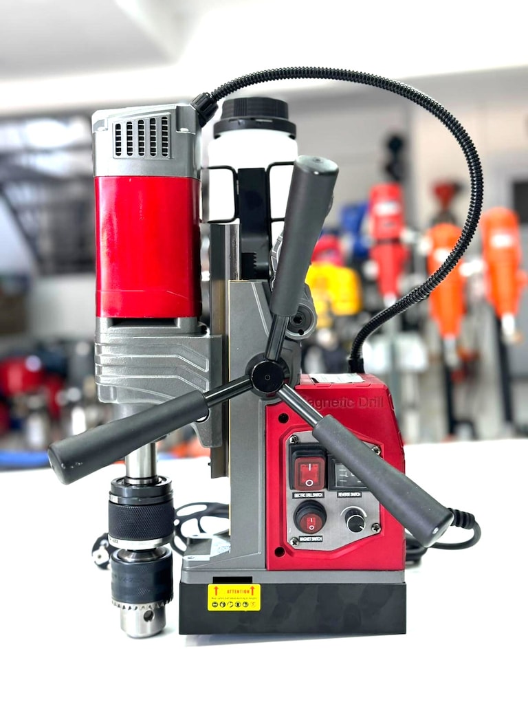MAYETİKLİ SÜTÜNLÜ MATKAP 50 MM - 2