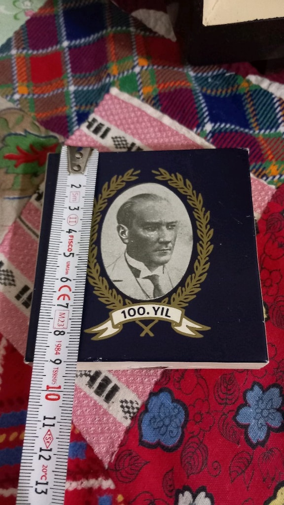 Mustafa Kemal Atatürk'ün Doğumun 100.yıl Hatırasına çıkarılan sigara - 2