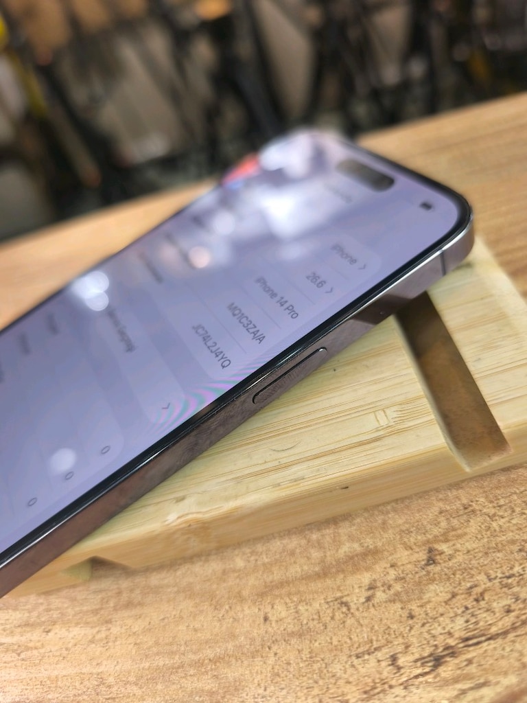 14 pro. 246 GB. - 7
