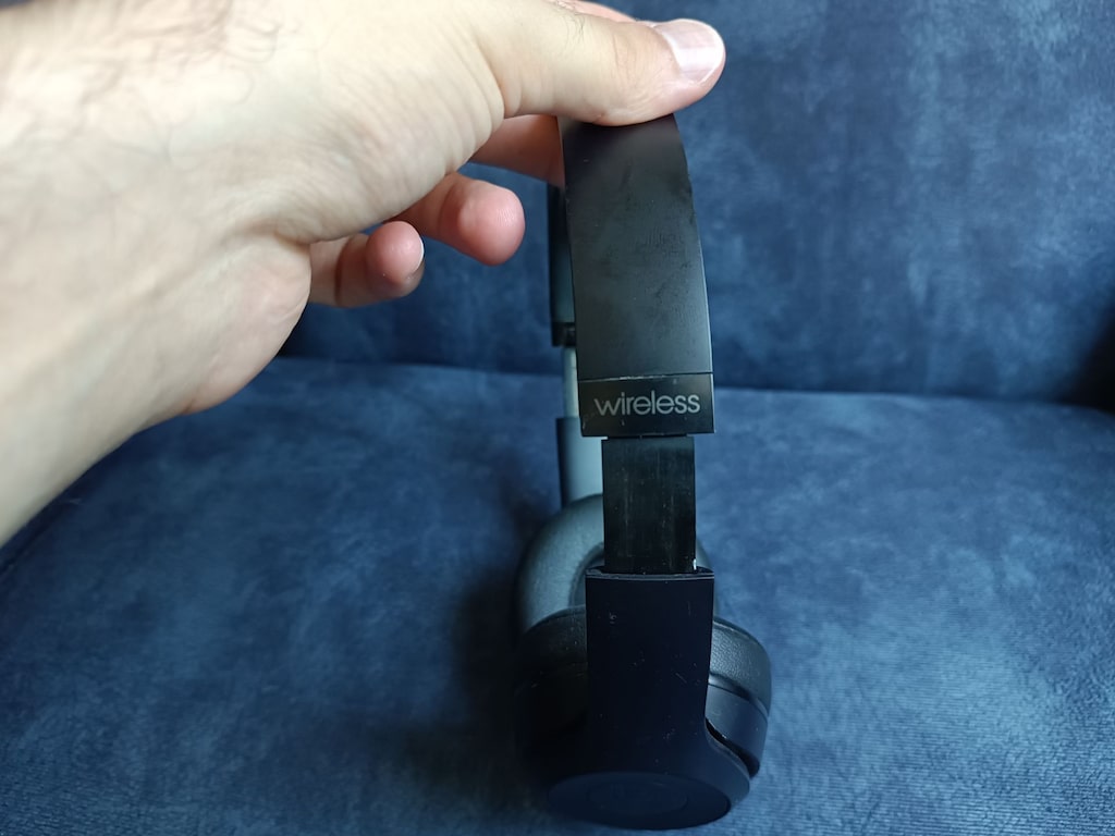 Beats Solo 3 Kulak Üstü Bluetooth Kulaklık - 5