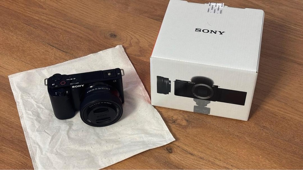 SONY ZV-E10 16-50mm OSS2 KİT+DERİ KILIF+DURACELL PİL - 6