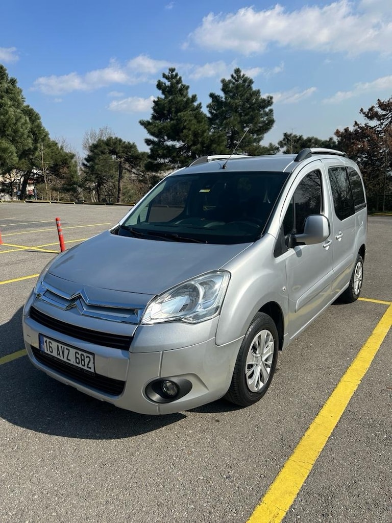 Düşük Km Arayanlara Temiz Aile Aracı - 3