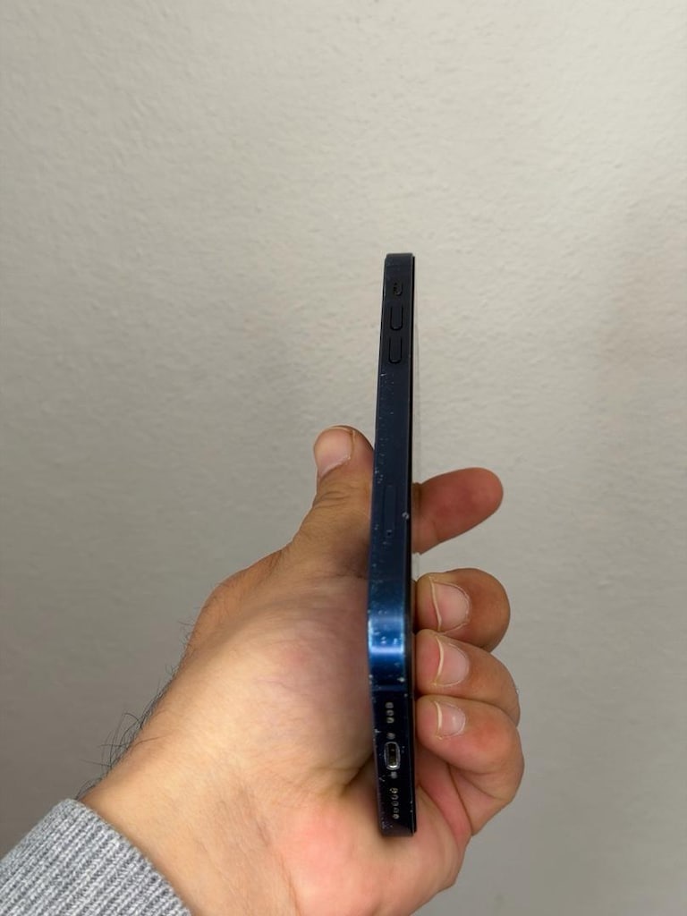 IPHONE 12 YILI KURTARIYOR (YD) - 4