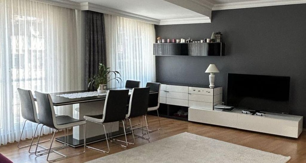 Tv ünitesi yemek masası portmanto ve gardrop