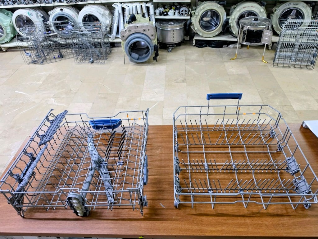 Bosch SMS68N02TR/86 Bulaşık Makinesi Alt ve Üst Sepet Takımı (Orijinal - 7